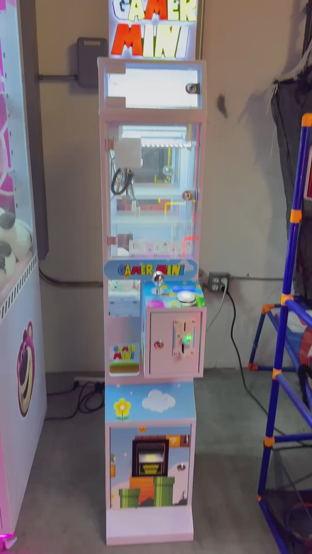 Slim Mini Claw Machine with Bill Acceptor Commercial Prize Crane Machine